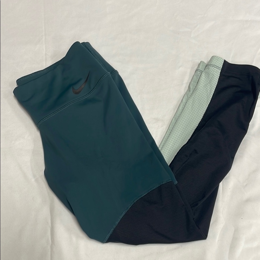 Nike Dri-fit Cropped Colorblock‎ Leggings